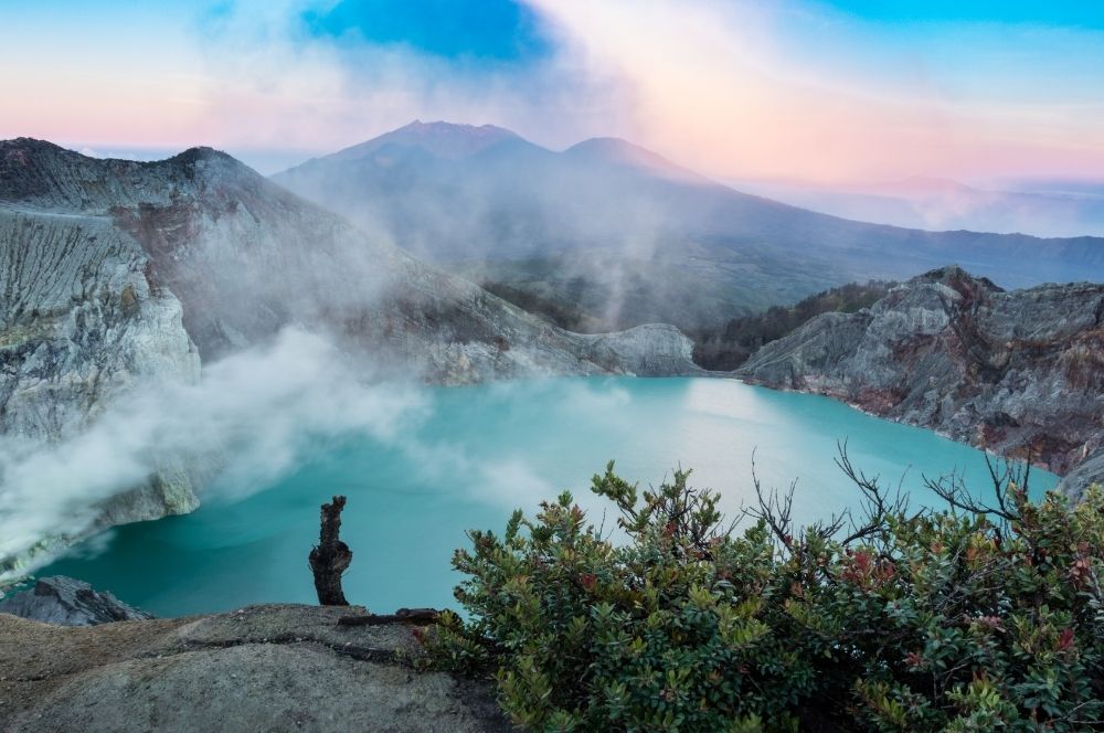Kawah Ijen: Home to the Enchanting Blue Fire and Sulfuric Crater Lake