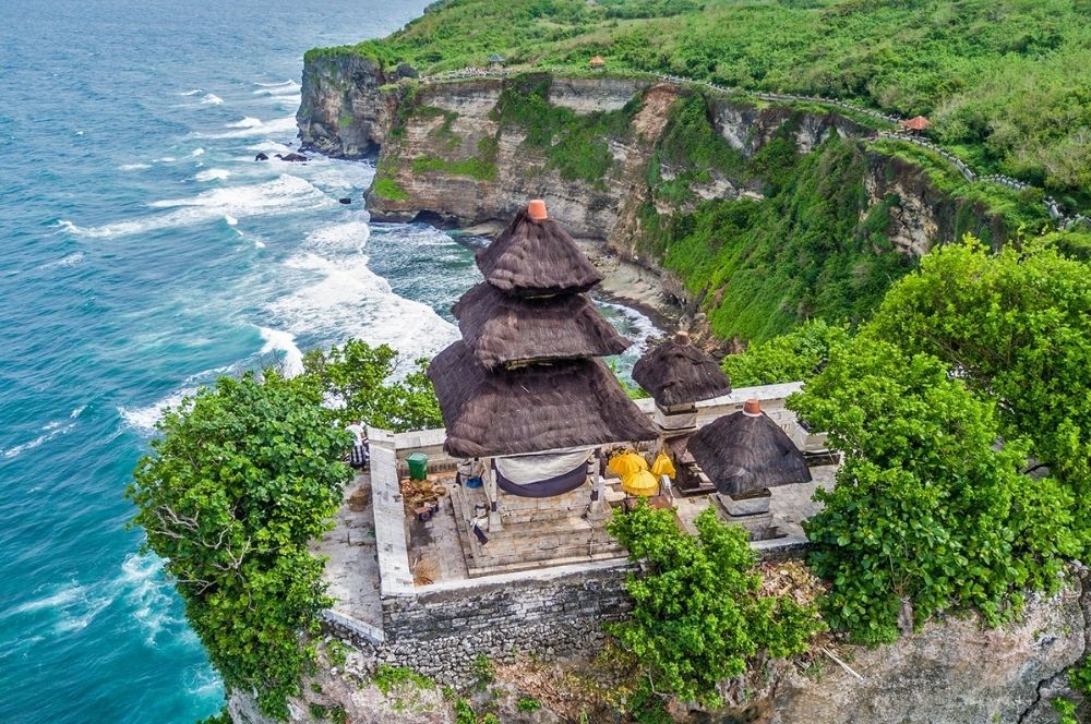 Pura Luhur Uluwatu: Bali’s Cliffside Temple with a Majestic Sunset View